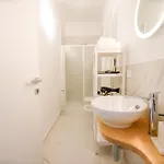 Apartment Moderno In Zona Pedonale Chivasso