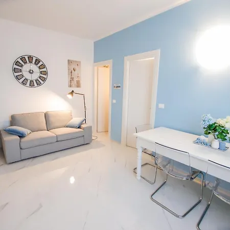 Apartment Moderno In Zona Pedonale *
