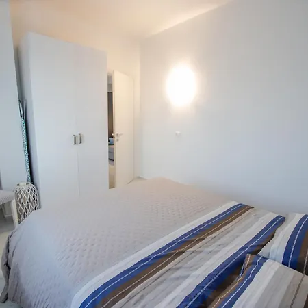 Apartment Moderno In Zona Pedonale *