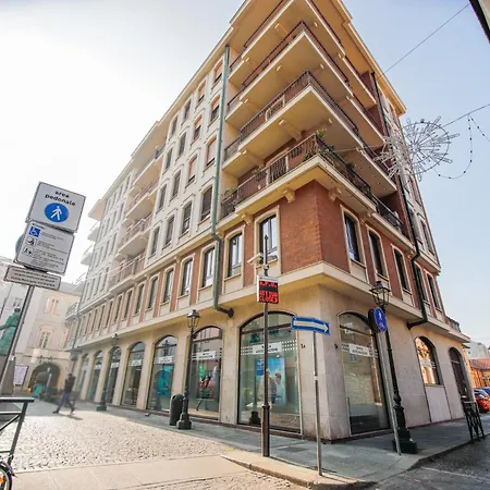 Moderno In Zona Pedonale Apartment Chivasso